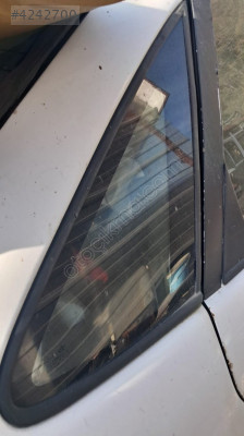 OPEL VECTRA A SAĞ ARKA KELEBEK CAM.OTO ERKAN ÜNYE