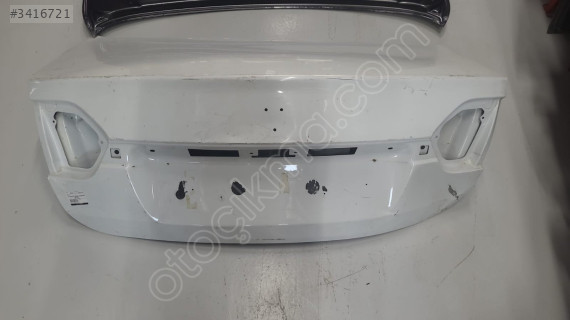 RENAULT FLUENCE ORİJİNAL ÇIKMA BAGAJ KAPAĞI
