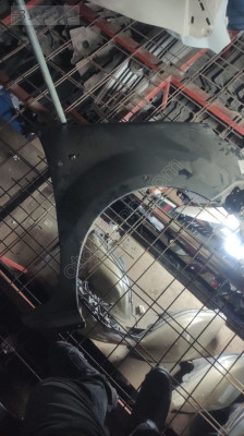 Kangoo 2 sağ ön çamurluk <