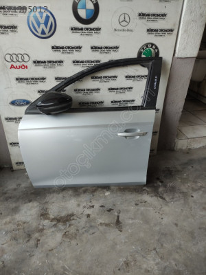 Corsa F sol ön kapı