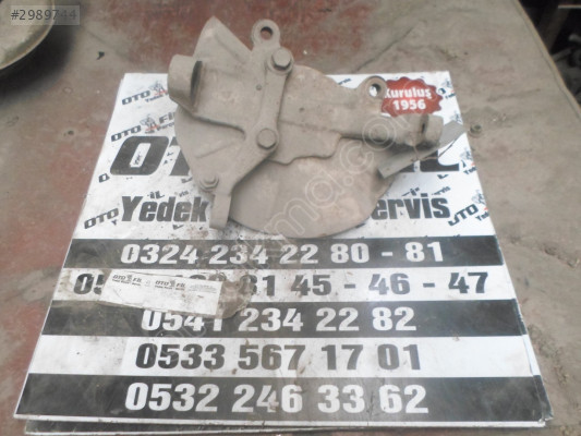 MAZDA B2500 1997 PİKAP SAĞ ÖN AKS TAŞIYICI ÇIKMA ORJİNAL
