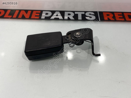 72117235455 7235455 BMW X3 F25 ARKA EMNİYET KEMER KARŞILIĞI