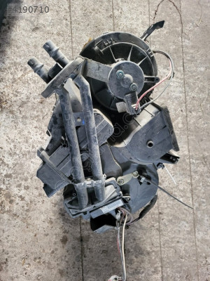 Peugeot 307 kalorifer kutusu gümbet