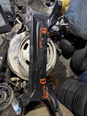 1.3 multijet Doblo motor beşiği traversi