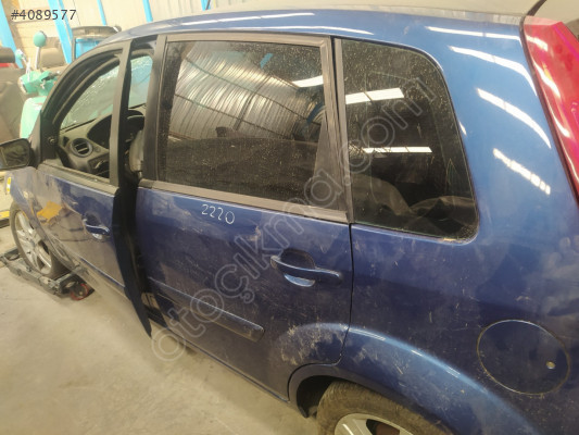 ÇIKMA FORD FİESTA SOL ARKA KAPI 2220