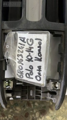 POLO 09-15 VİTES ORTA KONSOLU - 6R0863241A