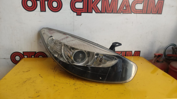Fluence mercekli sağ far