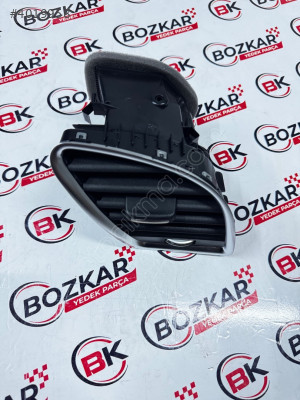 AUDİ A4 KALORİFER HAVALANDIRMA IZGARASI SAG 2008-2018 8K1820902J