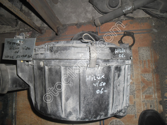 TOYOTA HİLUX VİGO 2006 HAVA FİLTRE KUTUSU
