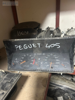 Peugeot 405 gösterge paneli
