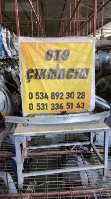 W212 E Serisi Mercedes Ön Tampon Demiri A2046205534