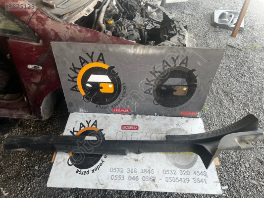 735386407 Fiat Linea Sağ Eşik Bakaliti Orjinal Çıkma
