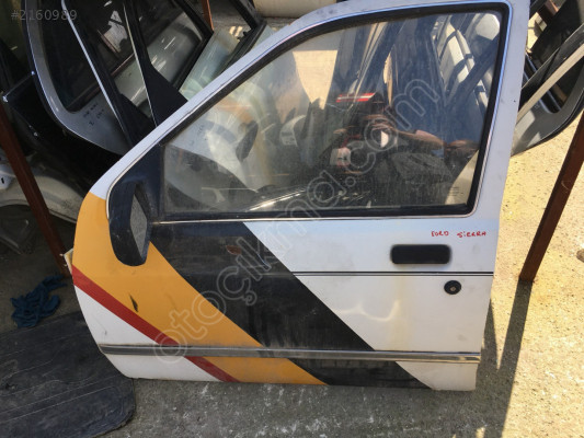 Ford Sierra Sol Ön Kapı Kilidi Cam Krikosu Kapı Döşemesi