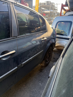 RENAULT MEGANE 2 SOL ARKA KAPI HATASIZ SÖKME
