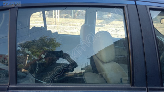 chery kimo sağ arka kapı camı