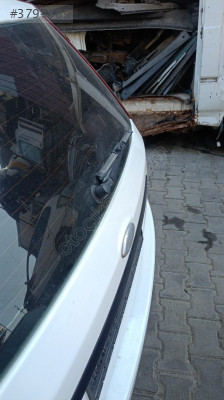 ford fiesta arka bagaj silecek motoru