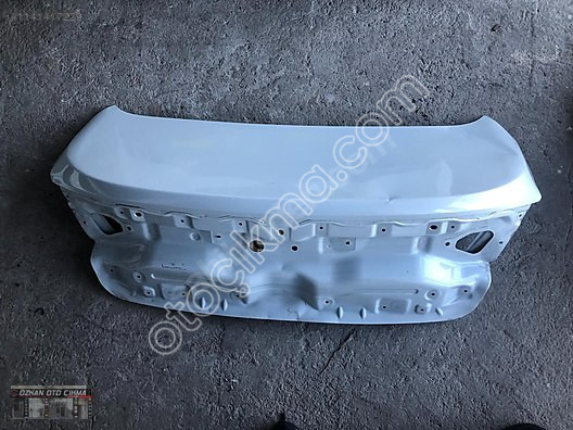 Renault Megane 4 Orjinal Bagaj Kapağı - Oto Çıkma Parça