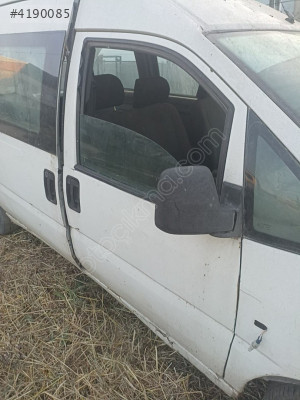 Citroen Jumpy İçin Sağ Ön Kapı - Oto Çıkma Parçaları