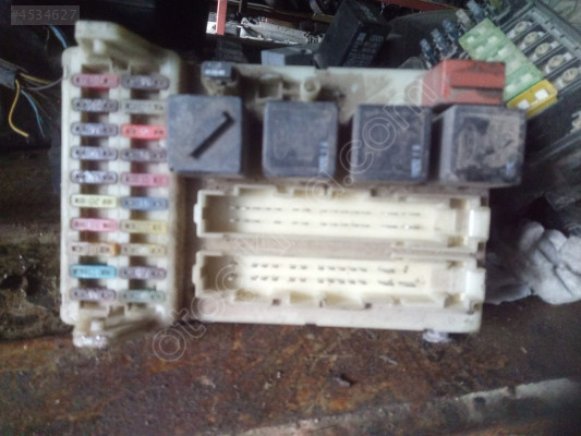 Ford mondeo sigorta kutusu