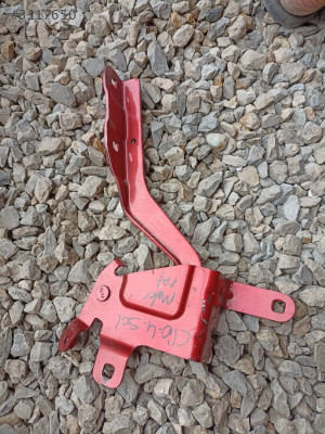 Renault Clio 4 motor kaput menteşesi