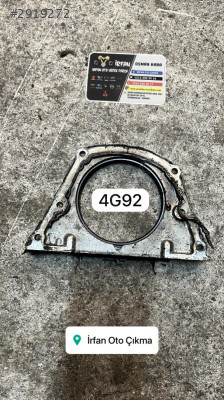 MİTSUBİSHİ CARİSMA ARKA KEÇE KAPAĞI OTO İRFAN DA (4G92)