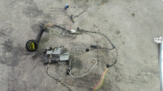 Peugeot 206 sol ön kapı kilidi tesisat