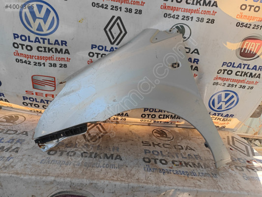 Toyota Verso ön sol çamurluk