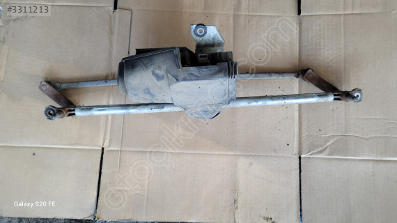 Fiat doblo 2008 ön cam silecek motoru