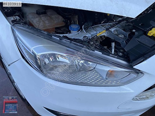 FORD FOCUS 3,5 SAĞ FAR ORİJİNAL HATASIZ