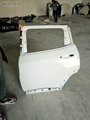 JEEP RENEGADE BEYAZ SOL ARKA KAPI ORJINAL BOYASIZ