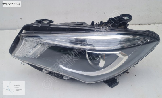 MERCEDES CLA FAR SOL W117 XENON