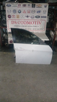 2006-2011 BMW 3.20 E90 SAĞ ÖN KAPI
