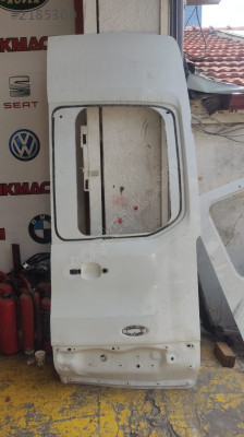 Ford Transit Sağ Bagaj Kapağı