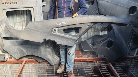 RENAULT  TALİSMAN SAĞ ARKA CAMURLUK SEFALILAR OTO CIKMA