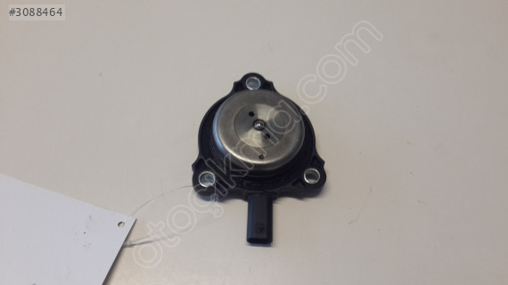 Mercedes A CLA E 117  176 OKUYUCU DEBRİYAJ EKSANTRİK A2761560490