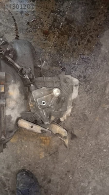 Opel Vectra a kasa 1.6 karbüratörlü manuel şanzıman