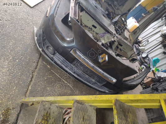 Renault Fluence ön tampon 2011 model makyajsız kasa