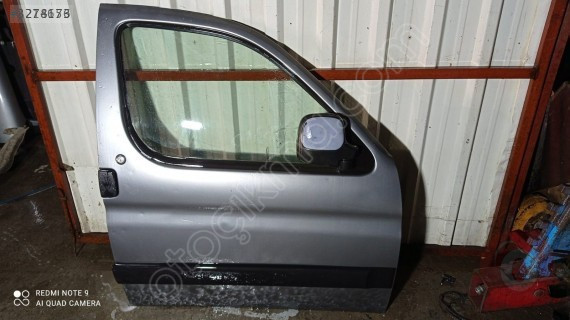 Peugeot Partner sağ ön kapı