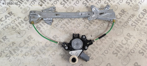 TOYOTA COROLLA 2019 2025 SOL ÖN CAM KRİKOSU 69820-02801-B