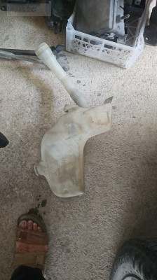 Peugeot 307 yedek su bidonu