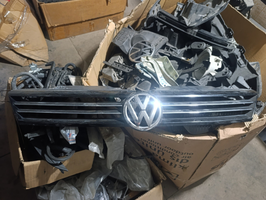 5C6 853 653 Jetta panjur
