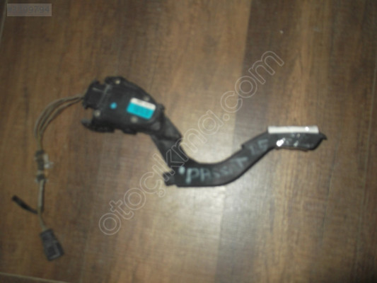 PASSAT B-5 ÇIKMA GAZ PEDALI