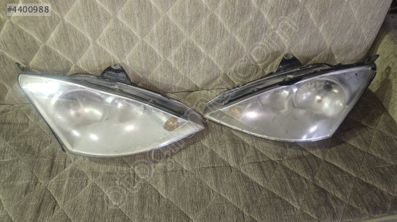 2003 Ford Focus sağ sol far