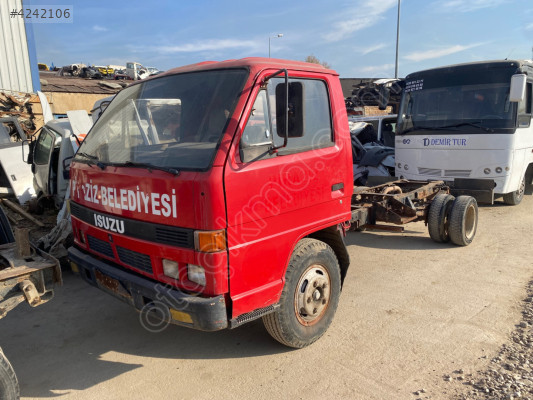 İSUZU NPR 59 ÇIKMA DOLU KUPA