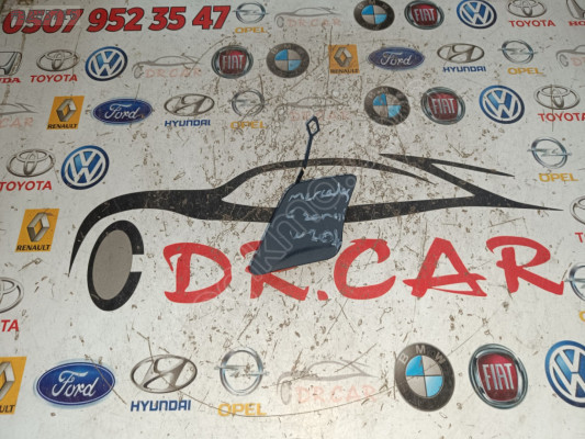 MERCEDES W204 ÖN ÇEKİ KAPAĞI ORJİNAL ÇIKMA PARÇA A2048850526