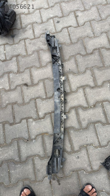Peugeot 2008 darbe emici plastik