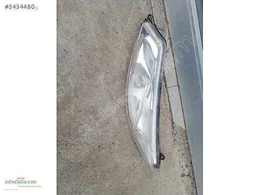 NİSSAN JUKE ÇIKMA ORJİNAL SAĞ FAR