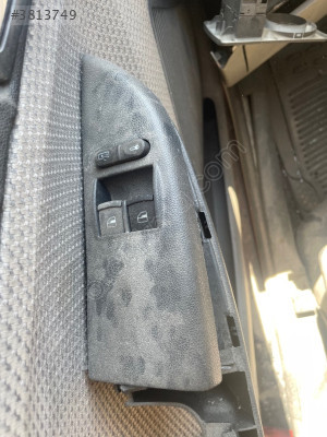 SKODA FABİA CAM DÜĞMESİ SOL