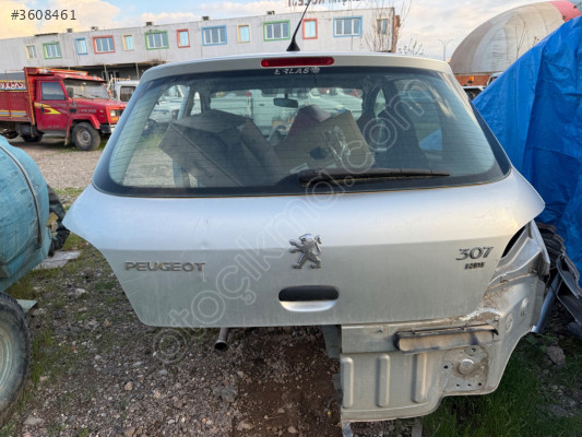 Pejo 307 arka bağaj kapağı hatasız