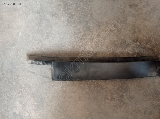 BMW F30 SAĞ ARKA KAPI ÇITASI 51357258308